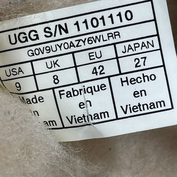 ๐Uggs ๐Ascot Men Size 9, Black Suede Slipper Sheepskin Lined (Slip Ons) - Picture 9 of 9